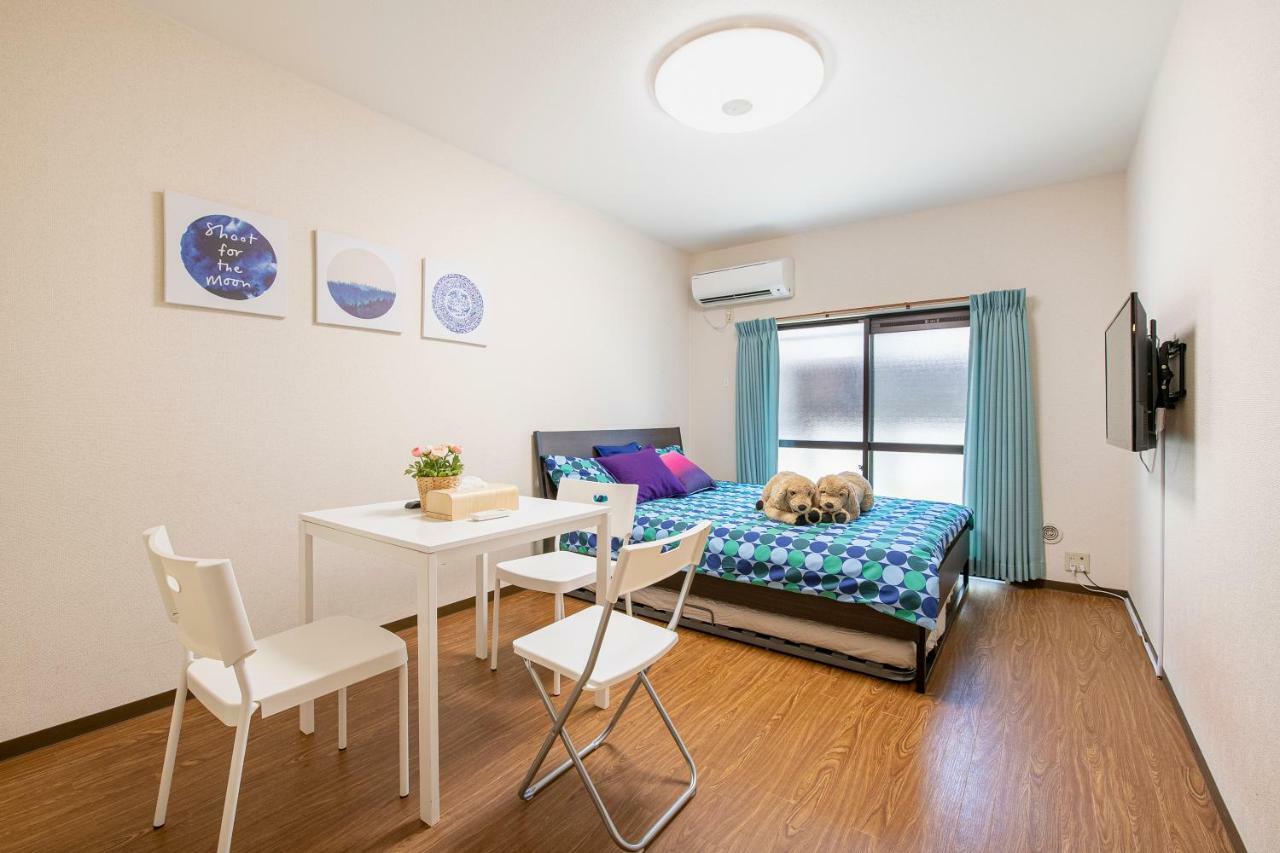 Tokyo Apartment House Inn Bilik gambar