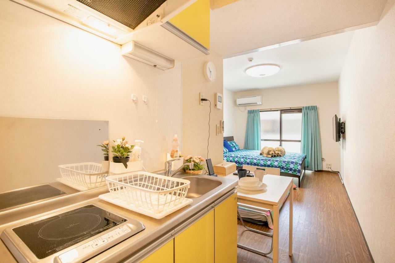 Tokyo Apartment House Inn Bilik gambar