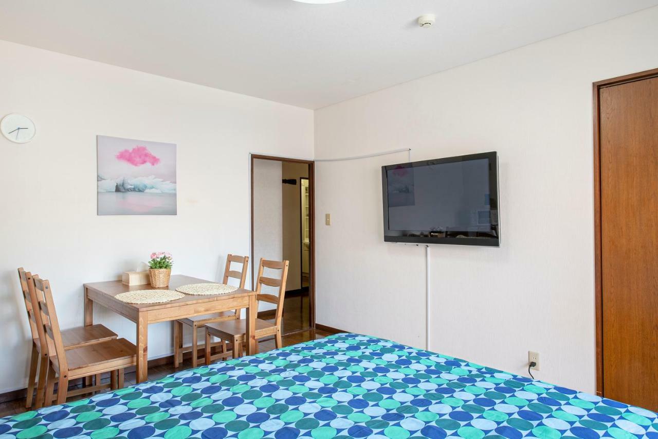Tokyo Apartment House Inn Bilik gambar